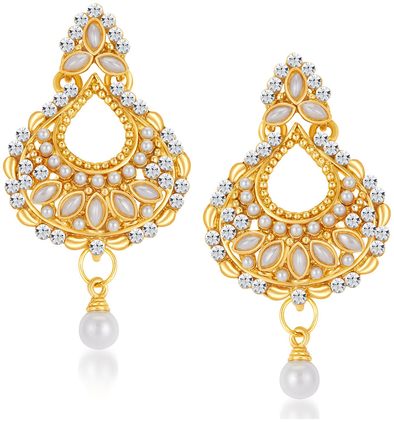 

Sukkhi ShoStopper Eye-Catchy Gold Plated Austrian Diamond Earring