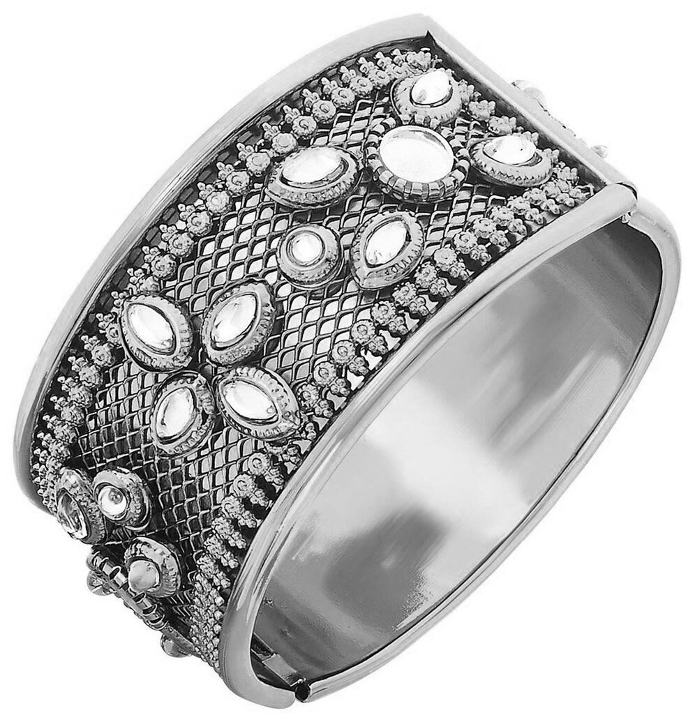 

The Jewelbox Silver Bangle