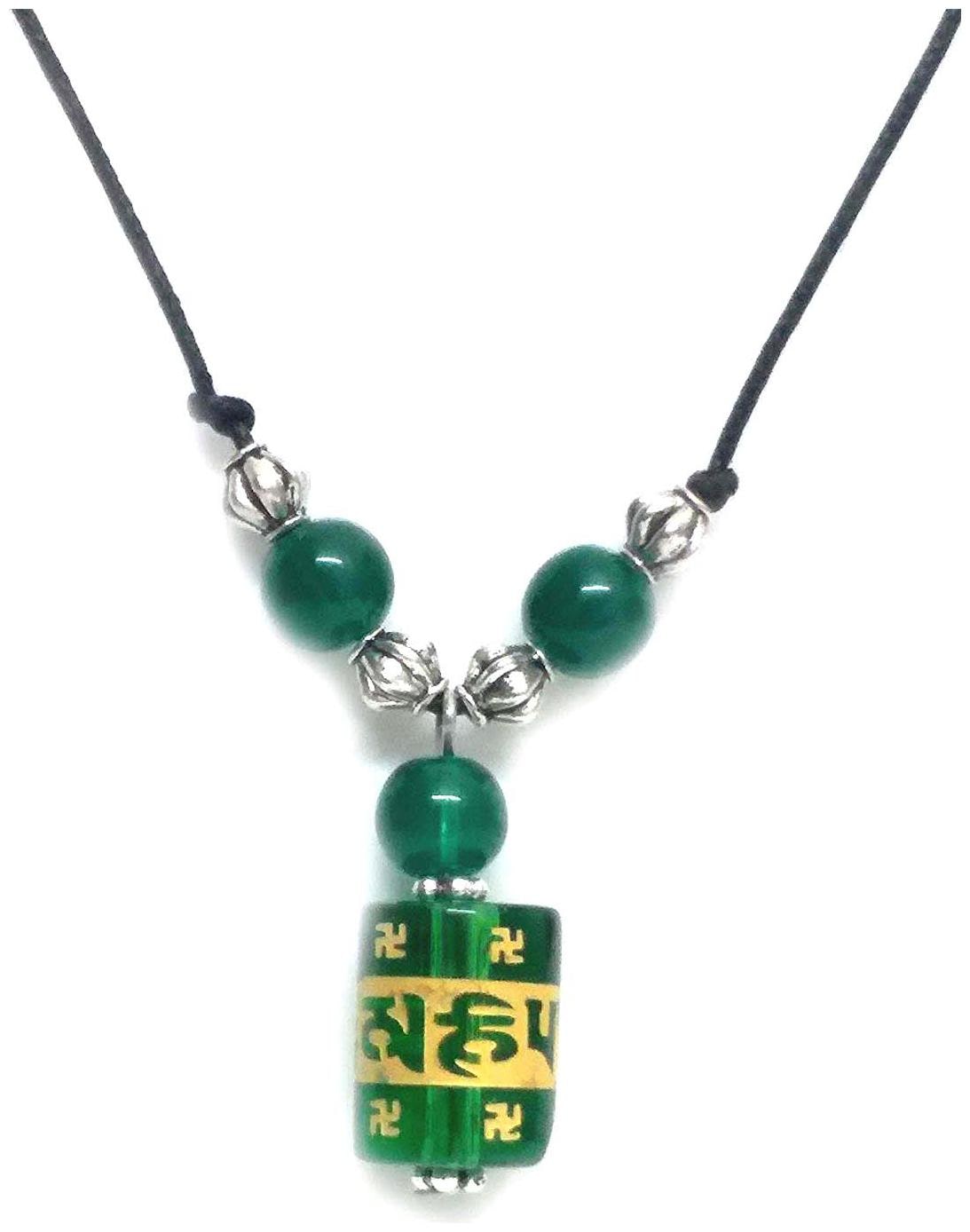 

Tibetan Buddhism Om Mani Padme Hum Engraved Green Lucky Charm Pendant