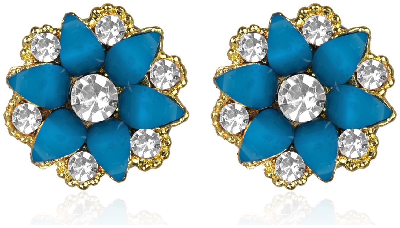 

VFI Women Stud Earrings