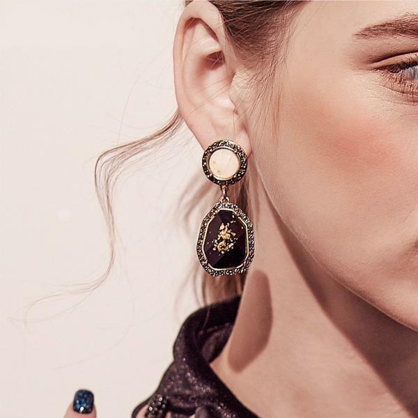 

Vivianne Earrings