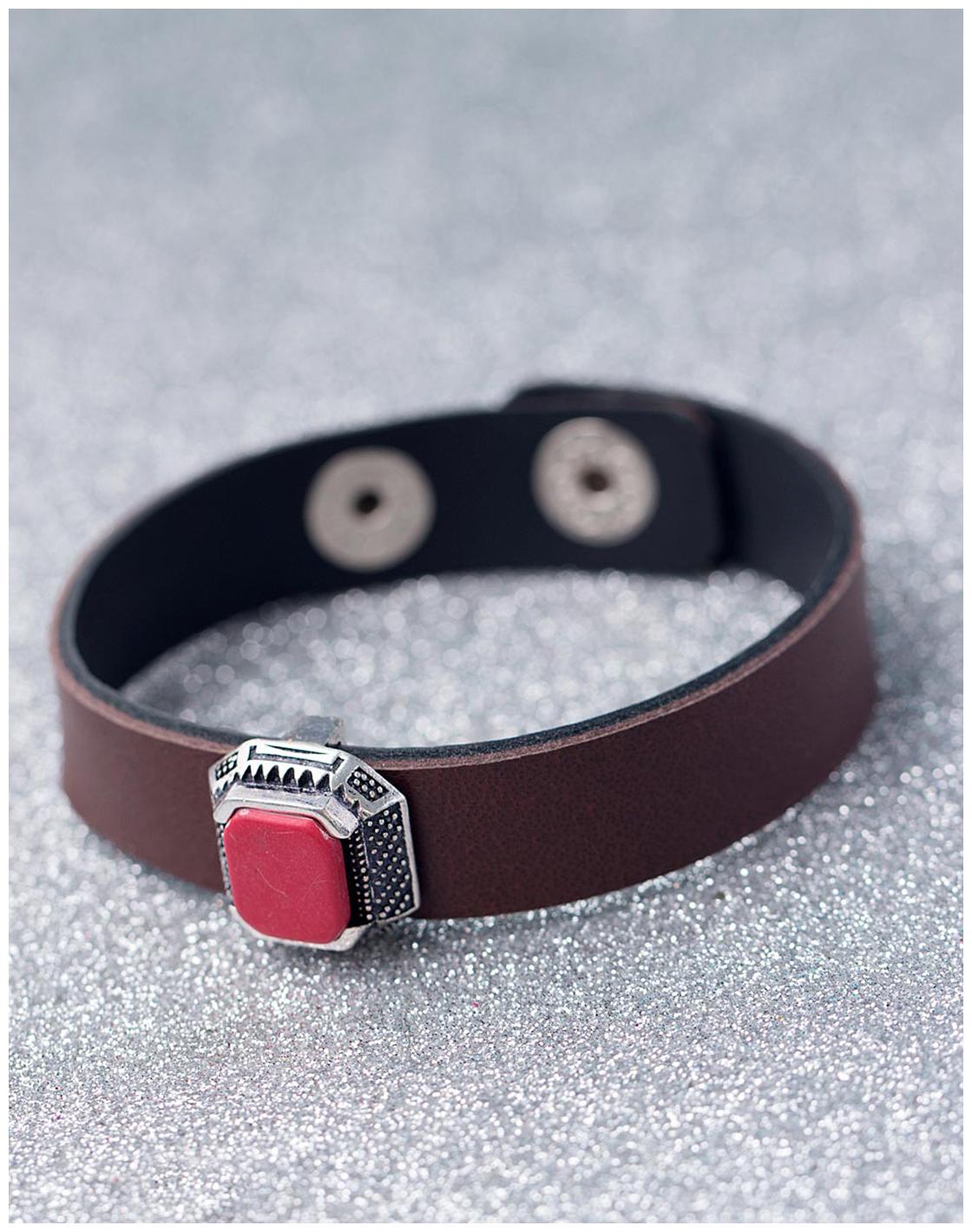 

Voylla Accented Brown Milestone Bracelet