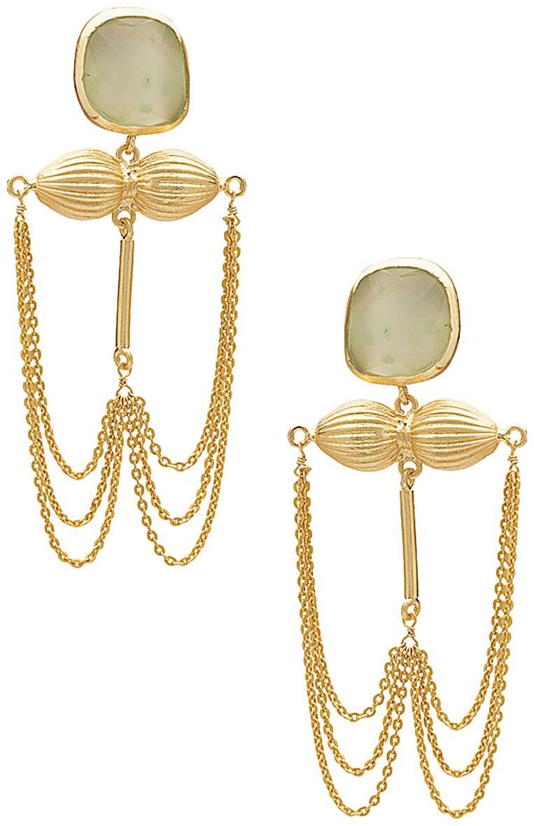 

Voylla Golden Dangler Earrings Pair