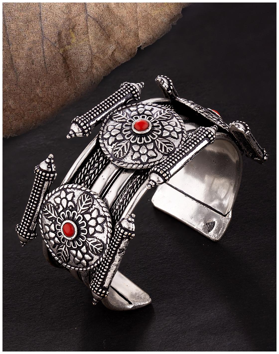

Voylla Antique Kada Tribal Motifs Cuff Bracelet