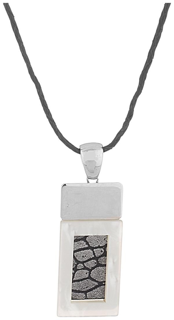 

Voylla Attractive Men s Pendant Chain