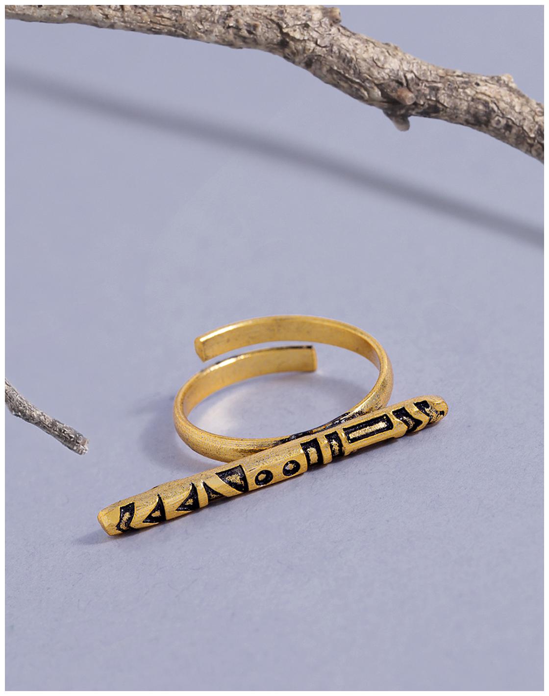 

Voylla Aztec Bar Brass Statement Ring