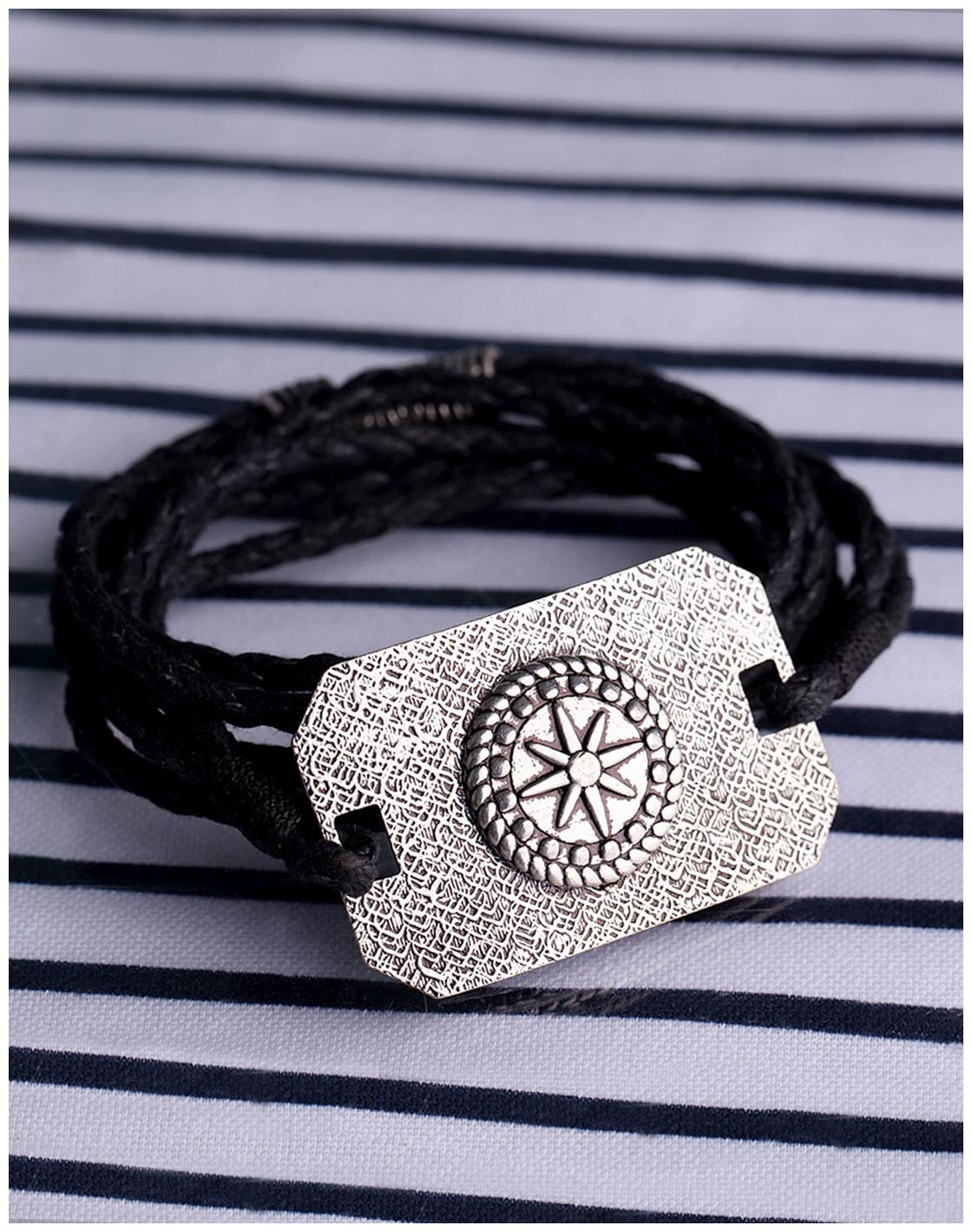 

Voylla Black Braided Nautical Bracelet