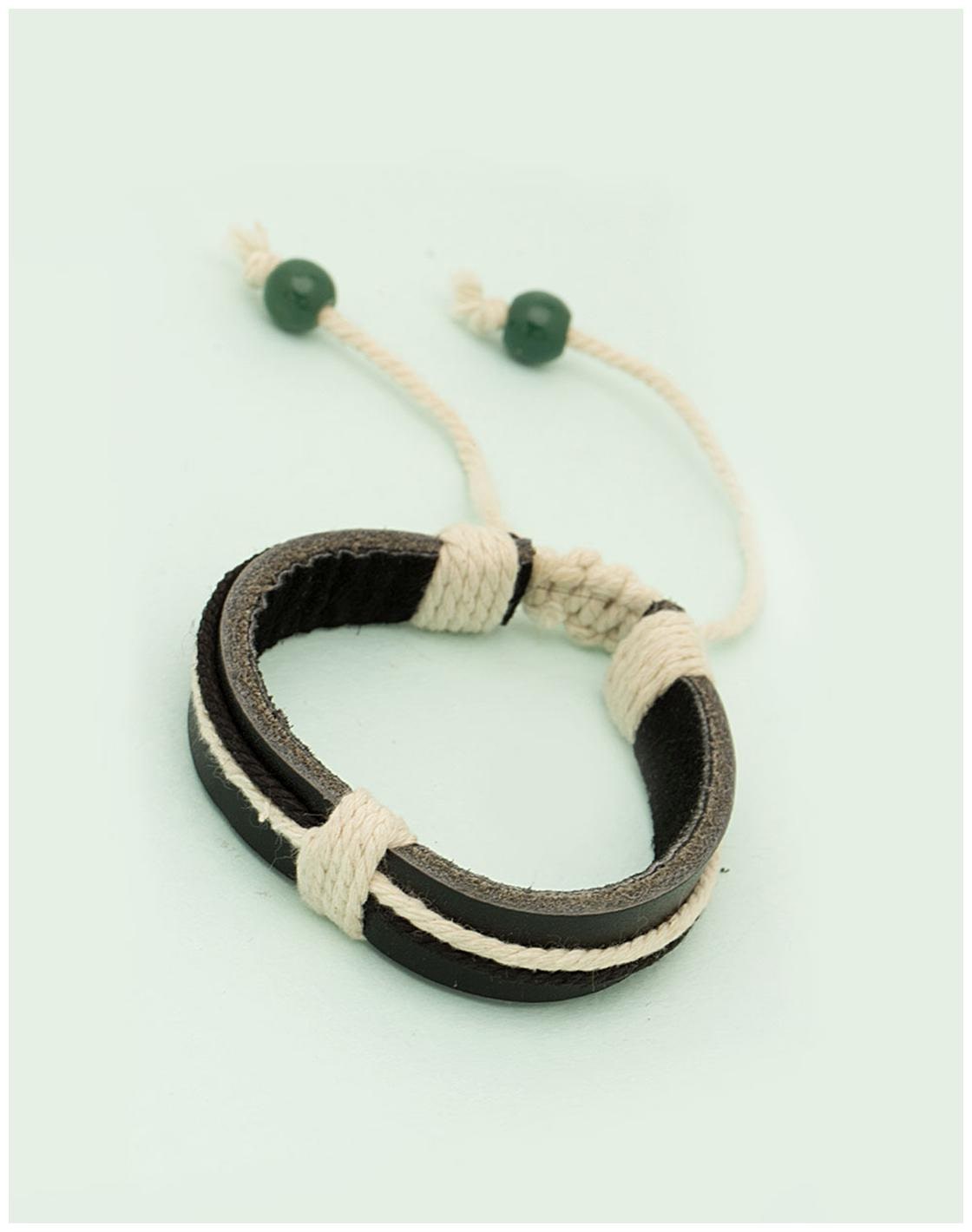 

Voylla black pu leather bracelet with white thread designing