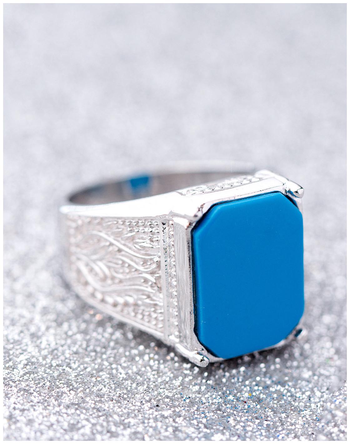 

Voylla Blue Stone Milestone Ring