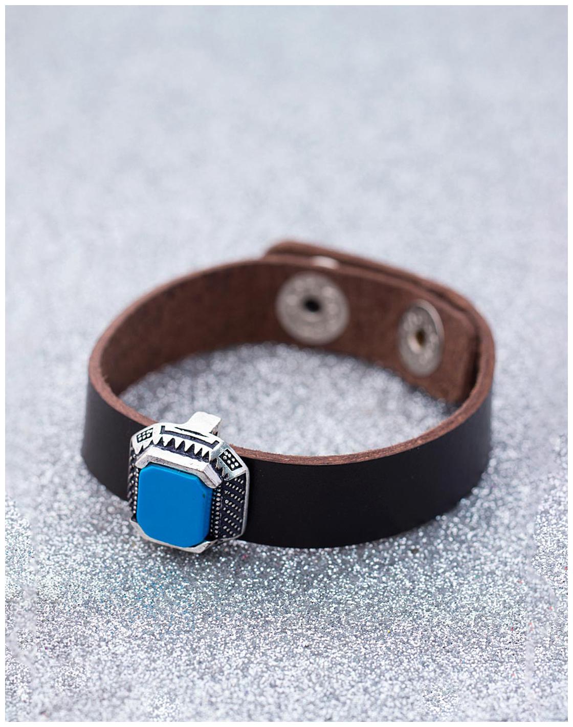 

Voylla Blue Stone Leather Milestone Bracelet