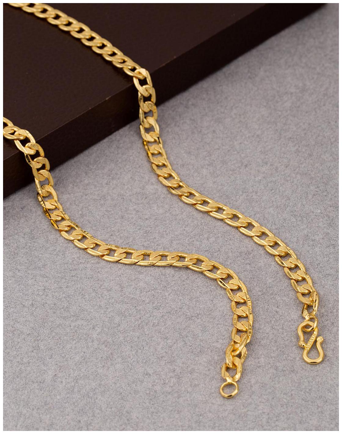 

Voylla Bold Gold Plated Linking Laureate Chain