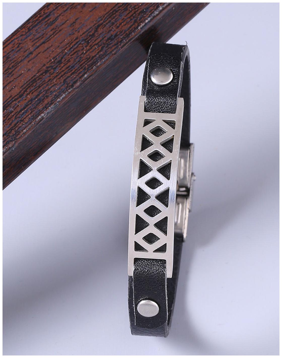 

Voylla Bracelet For Men