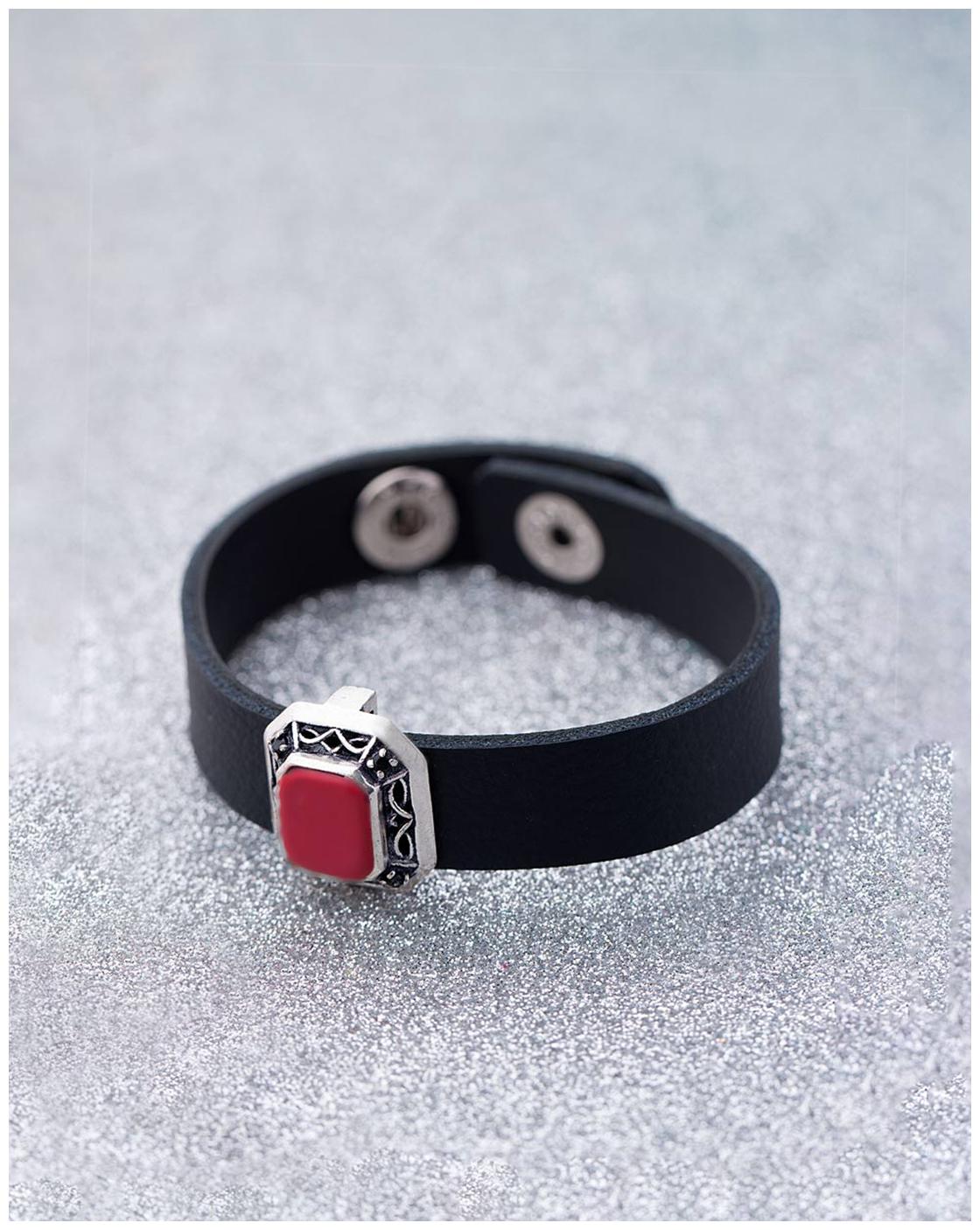 

Voylla Bracelet For Men