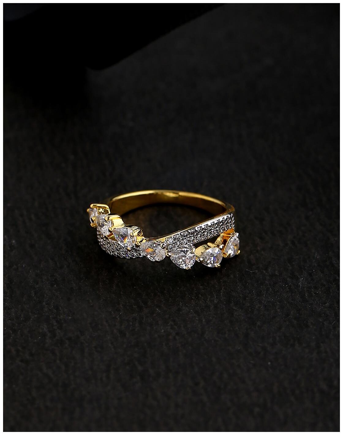

Voylla Casual Style CZ Gems Adorned Ring