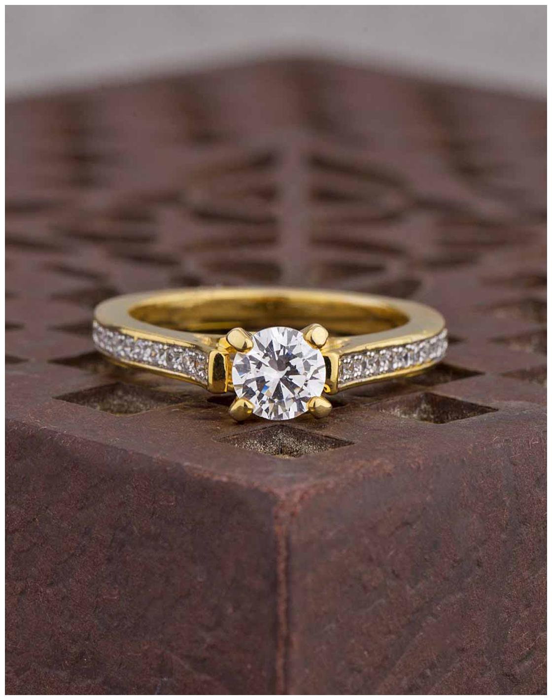 

Voylla Cathedral CZ 9 to 5 Ring