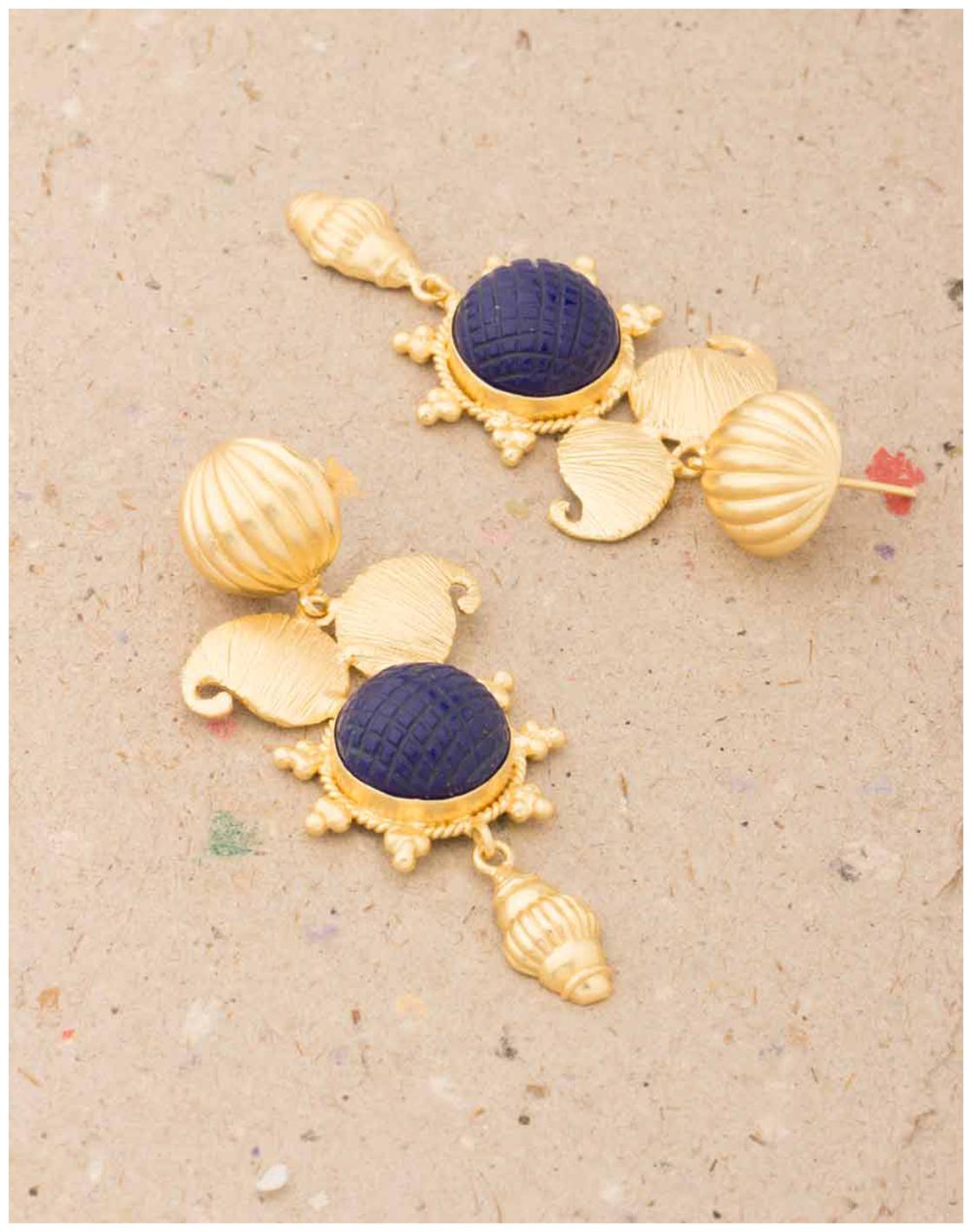 

Voylla Classy And Elegant Dangler Earrings Pair