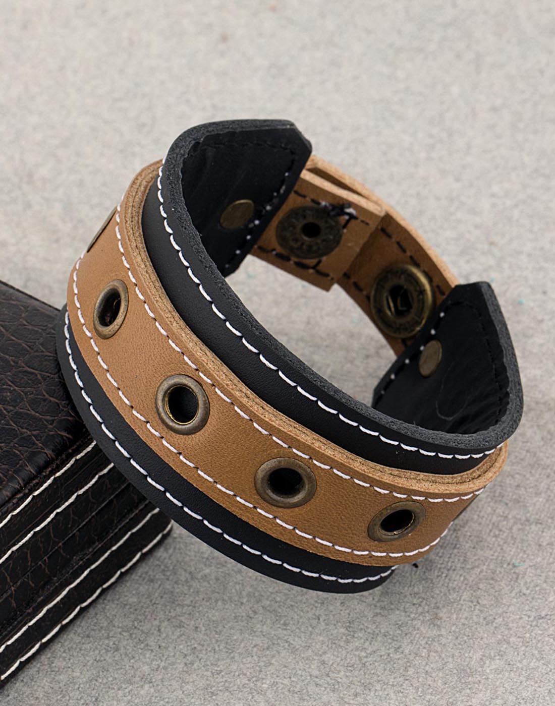 

Dare by Voylla Dual-Toned Leather Trend Bracelet