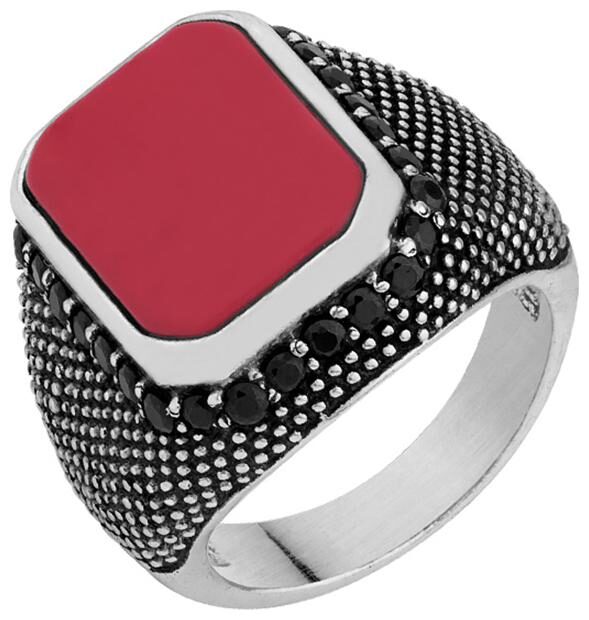 

Voylla Exquisitely Designed Milestone Ring