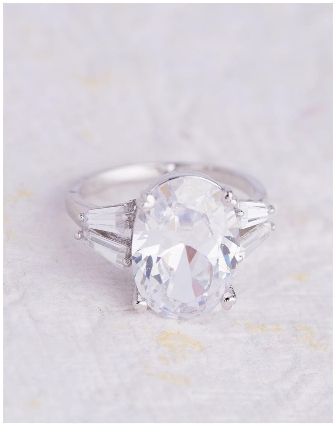 

Voylla Exquisite Silver Plated Cocktail Ring