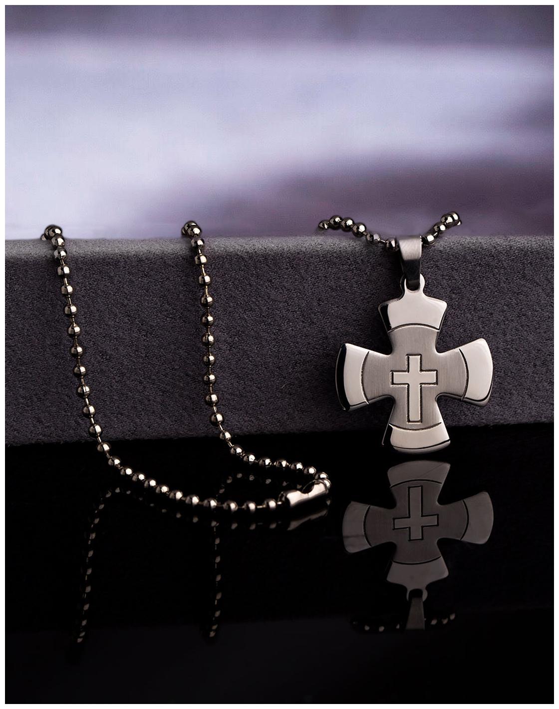 

Voylla Faith and Trust Religious Cross Pendant