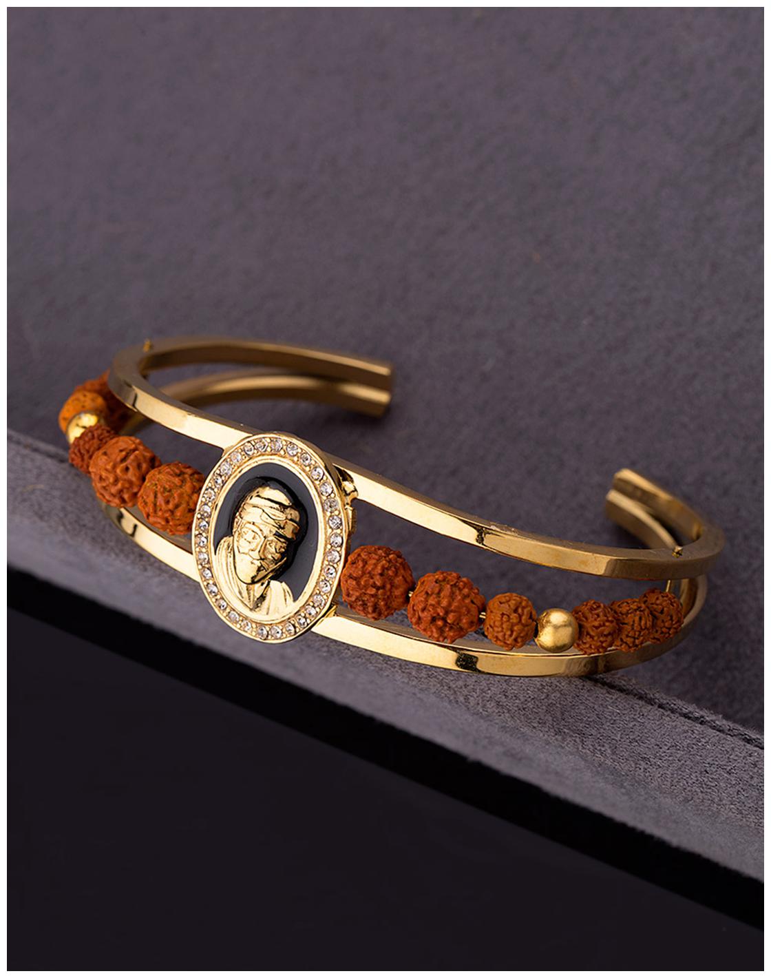 

Voylla Faith Trusta TMs Alluring Bracelet