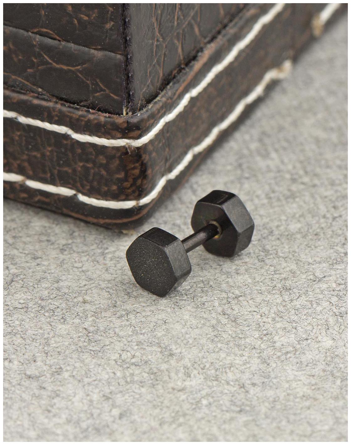 

Voylla Fashion Stud Out Double Hexagon Stud