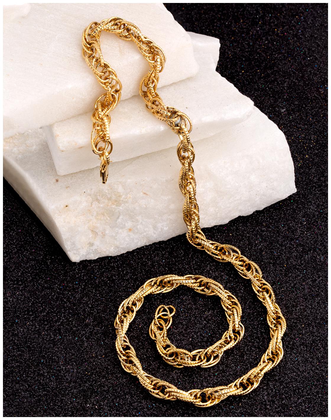 

Voylla Fine Links Gold Toned Men s Chain