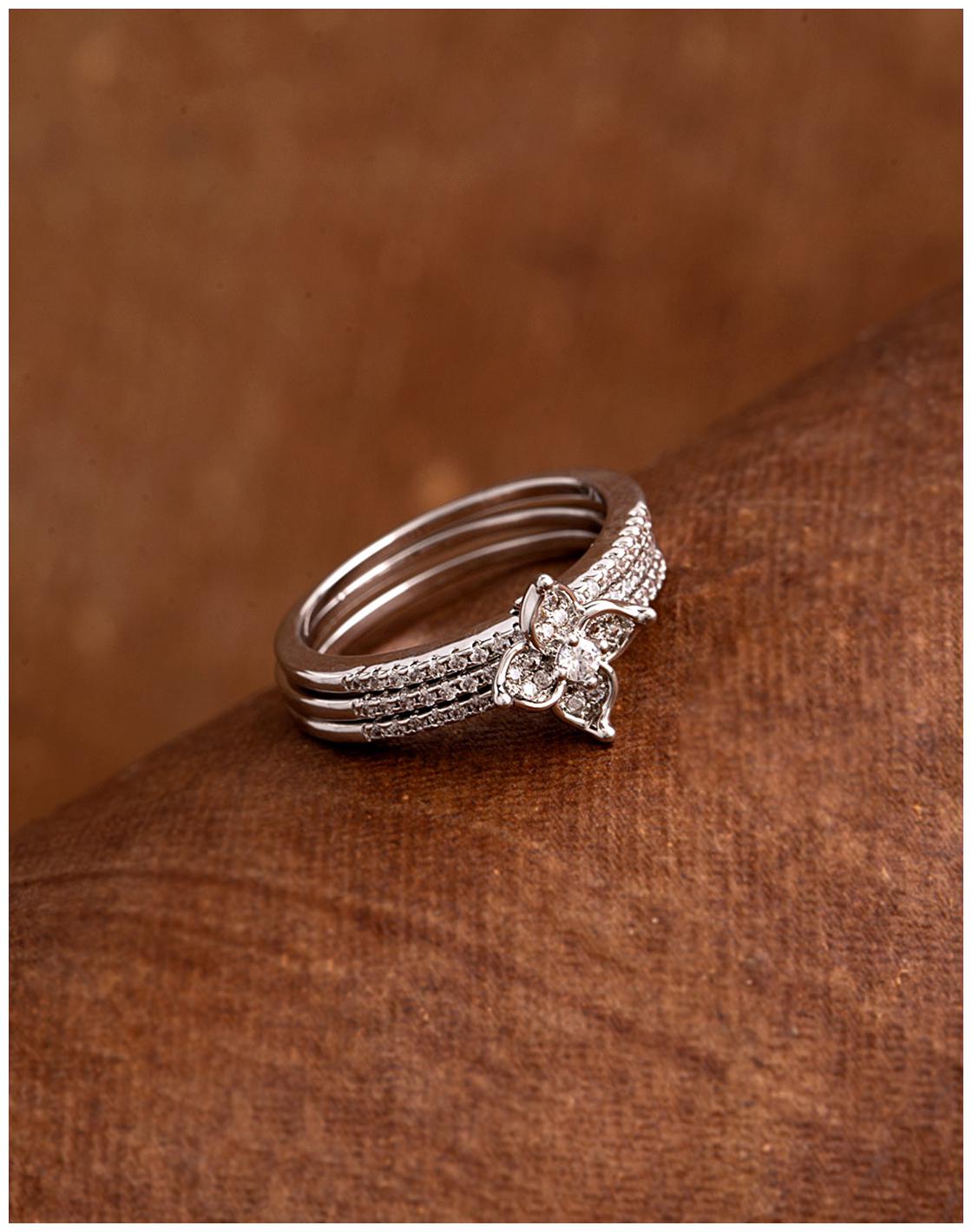 

Voylla Floral Gems Adorned Ring