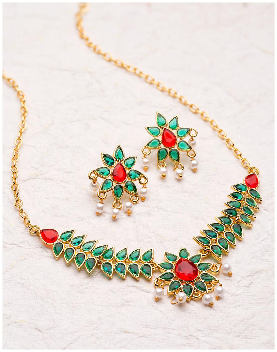 

Voylla Green Leaf Ethnic Necklace For Women