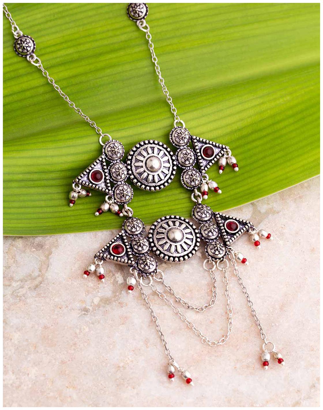 

Voylla Free Size Necklace For Women