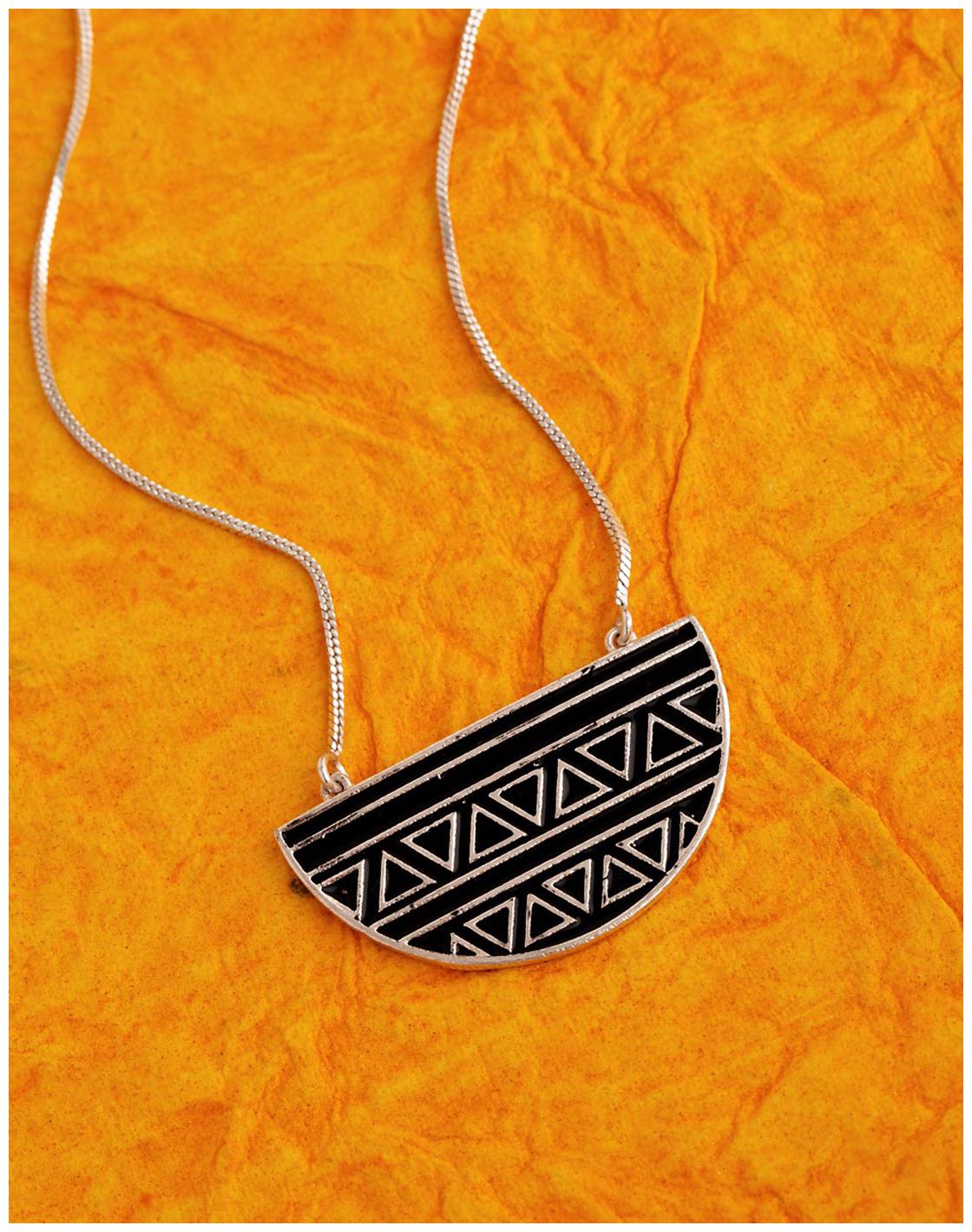 

Voylla Free Size Necklace For Women