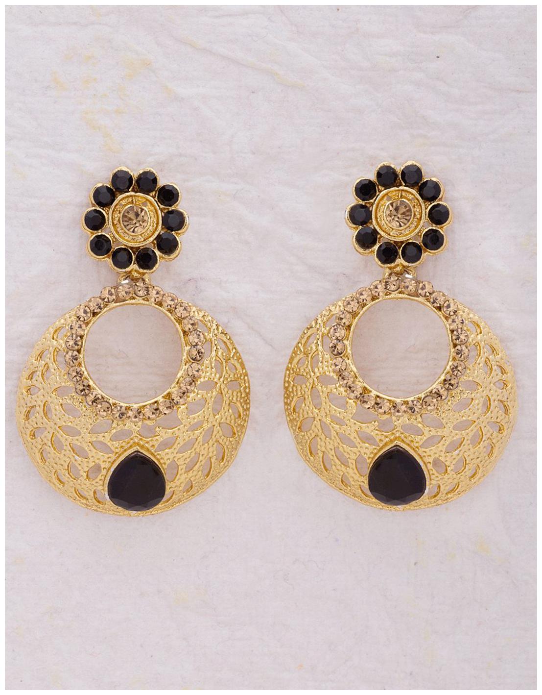 

Voylla Gem Studded Earrings with Cut Work