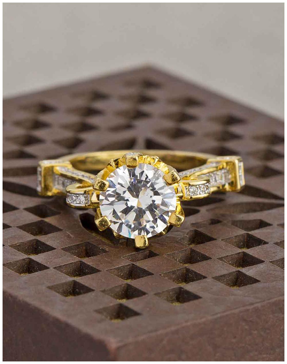 

Voylla Gold Tone 9 to 5 ring