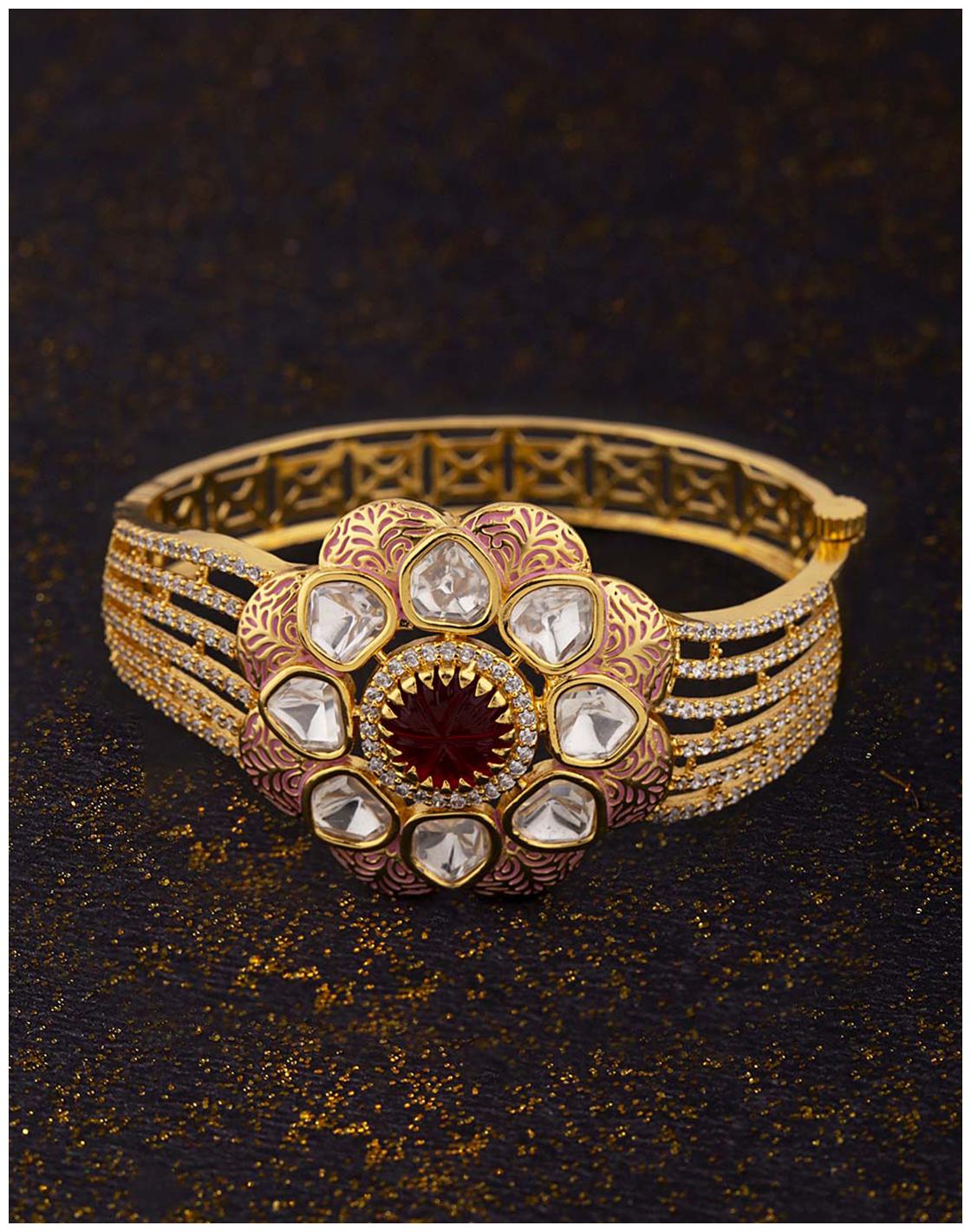 

Voylla Kundan Stanza Floral Motif Bracelet