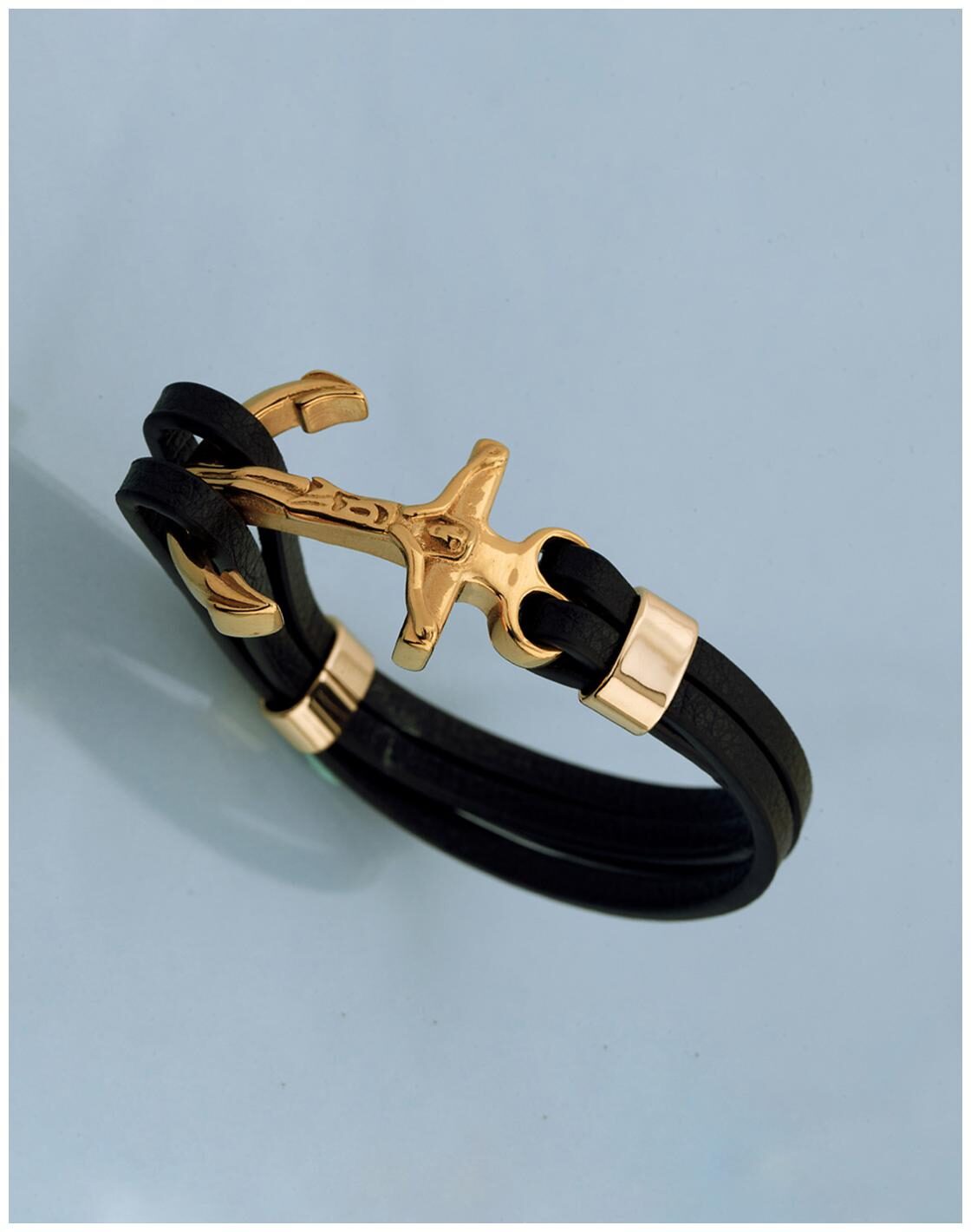 

Voylla Leather Trend Anchor Motif Bracelet