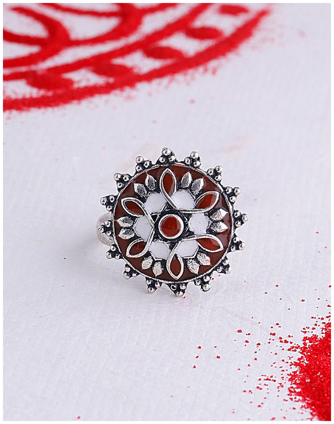 

Voylla Mandana Floral Motif Statement Ring