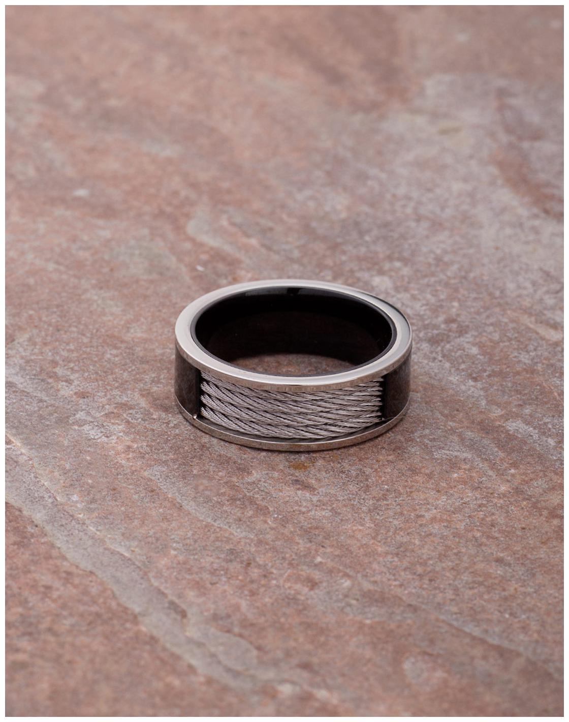 

Voylla Men s Ring with Dual Plating