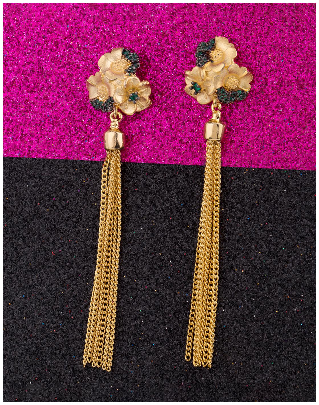 

Voylla Merry Bunch Antara Danglers