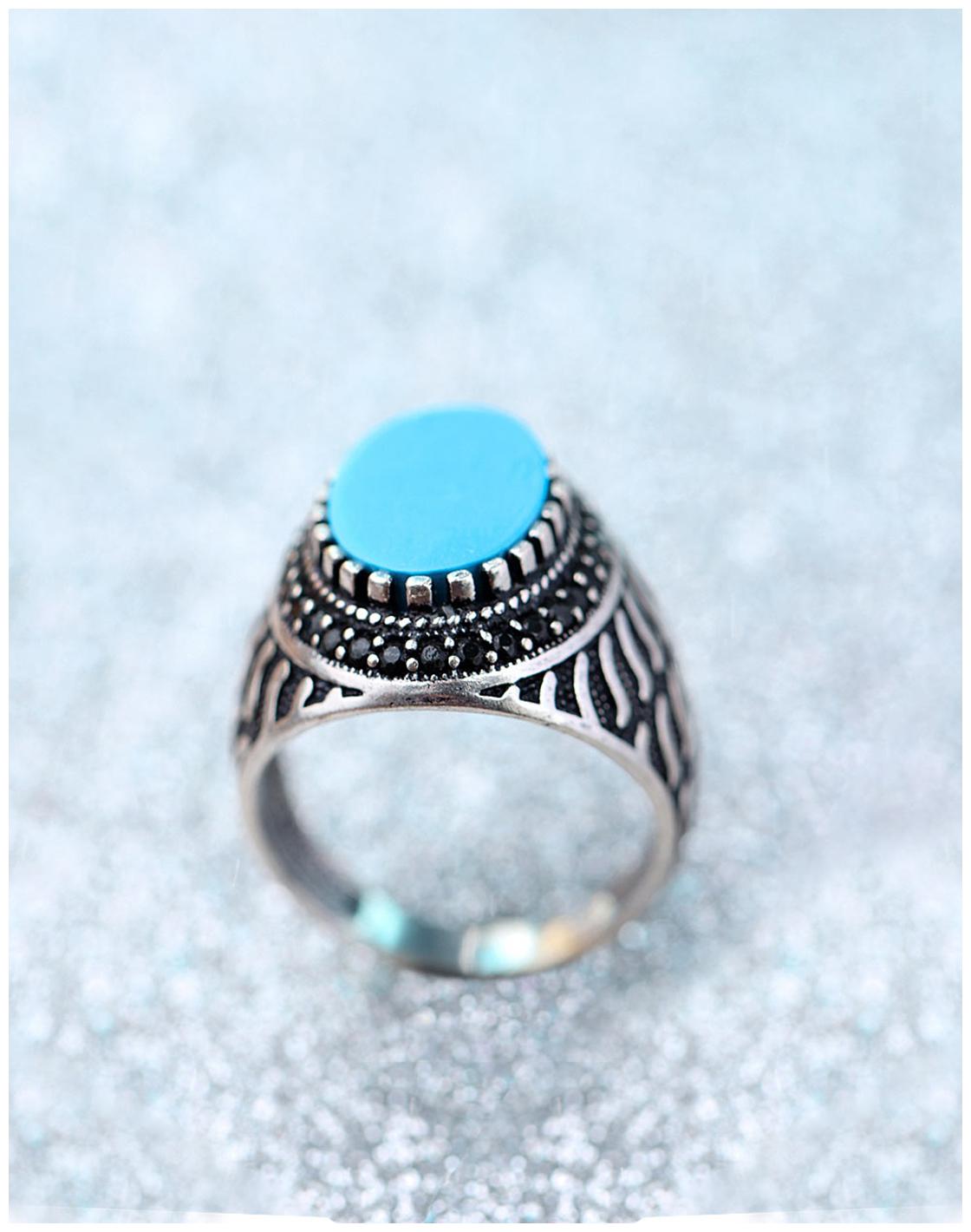 

Voylla Milestone Blue Cocktail Ring