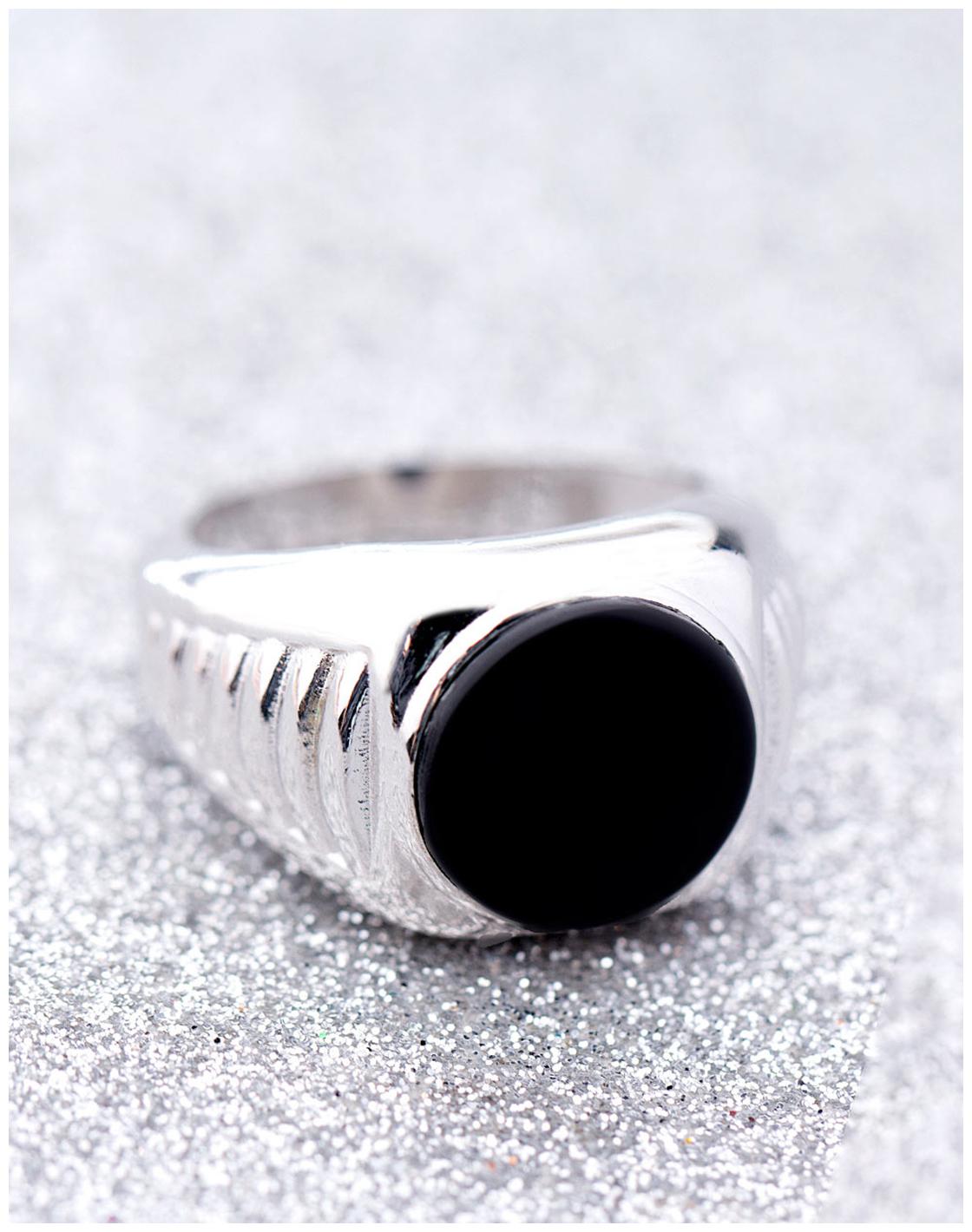 

Voylla Milestone Ring with Vertical Notches