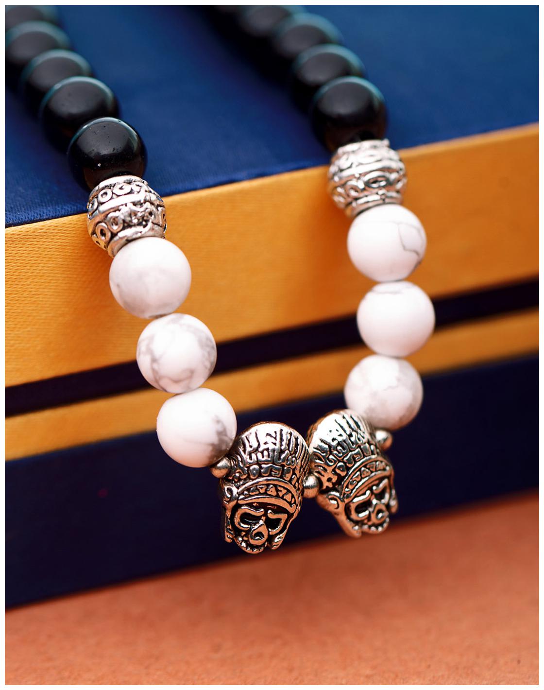 

Voylla Natural Beads Skulls Chain
