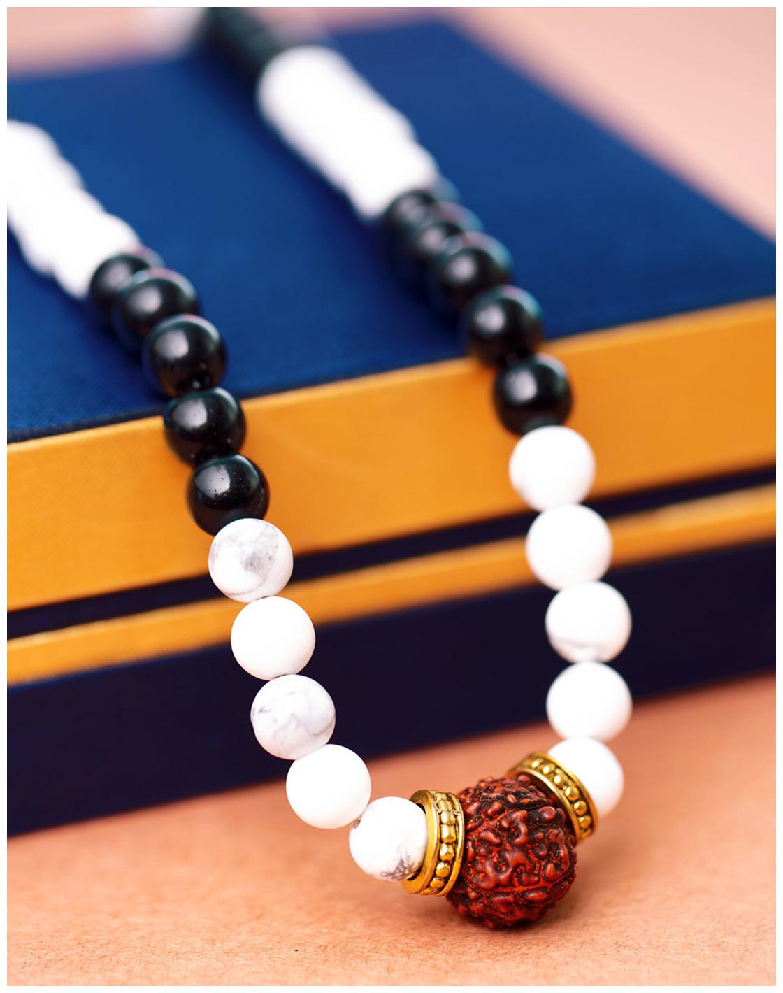 

Voylla Natural Beads Oxidised Gold Plated Chain