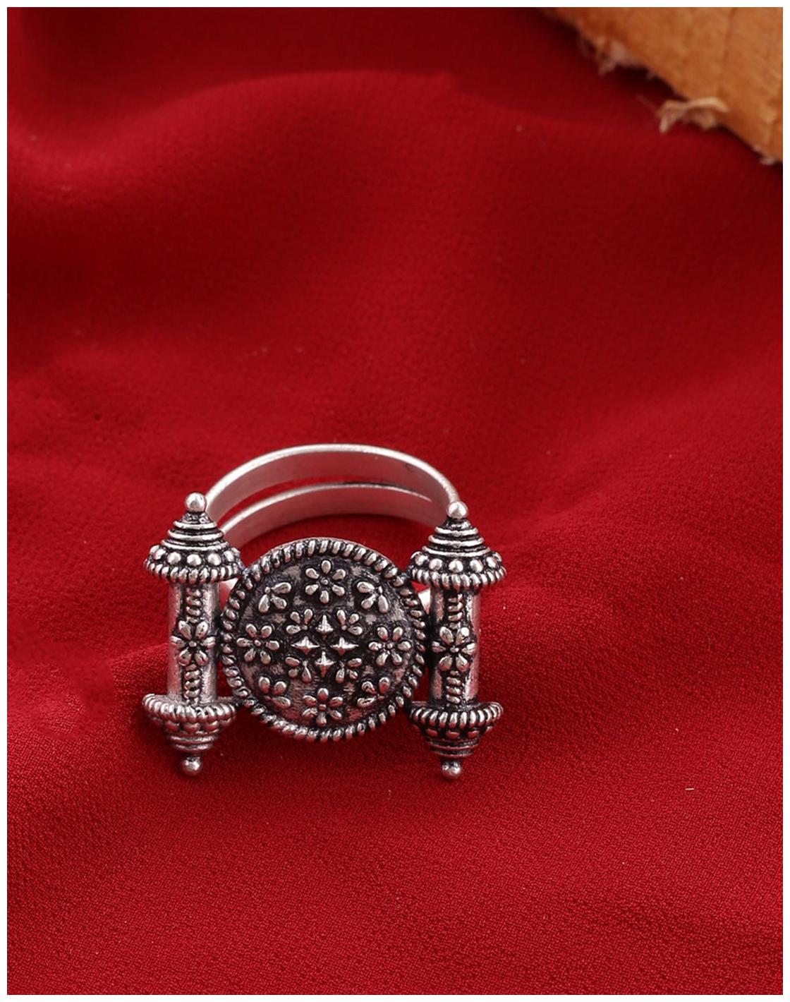 

Voylla Nayantara Circle and Scrolls Statement Ring