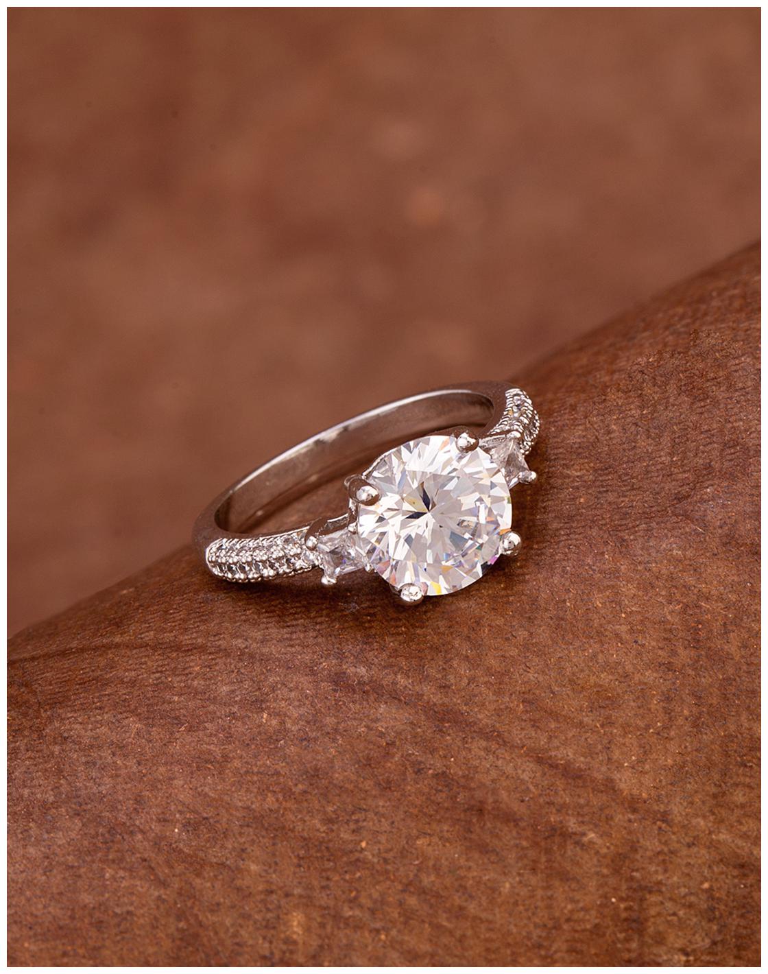 

Voylla Oval Cut CZ Gem Ring