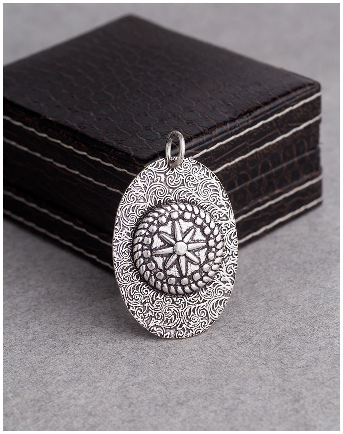 

Voylla Oxidized Compass Pendant Inspired by Nautical