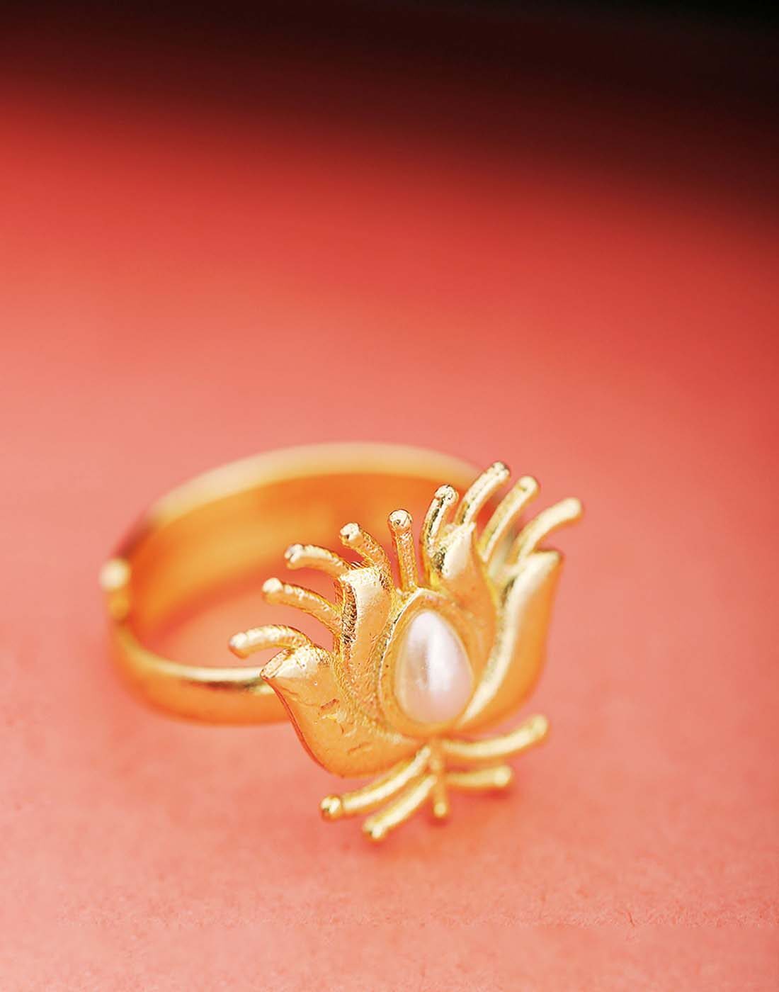 

Voylla Perfectly Crafted Floral Gold Plated Ring
