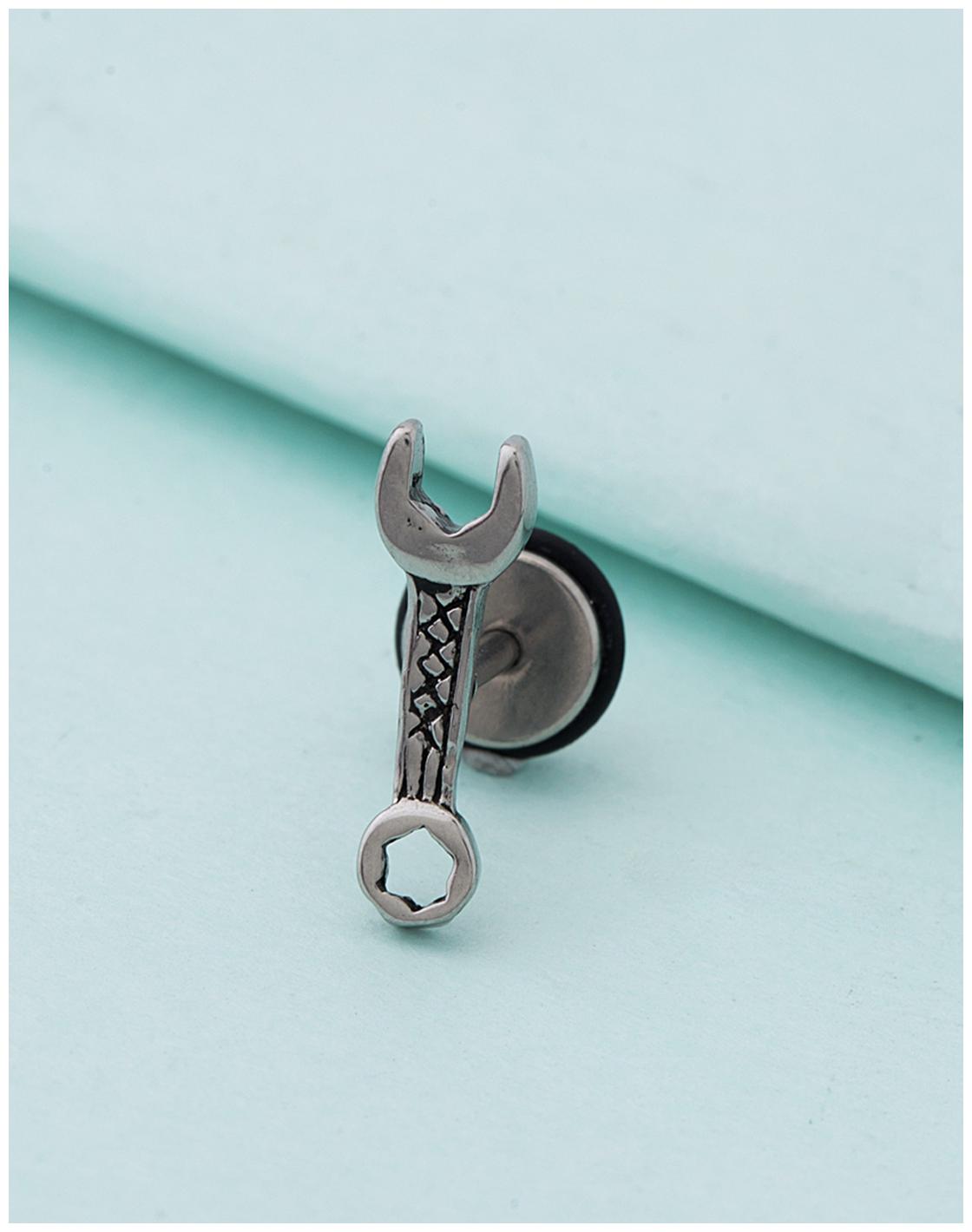 

Voylla Royal Stud Wrench Motif Earring