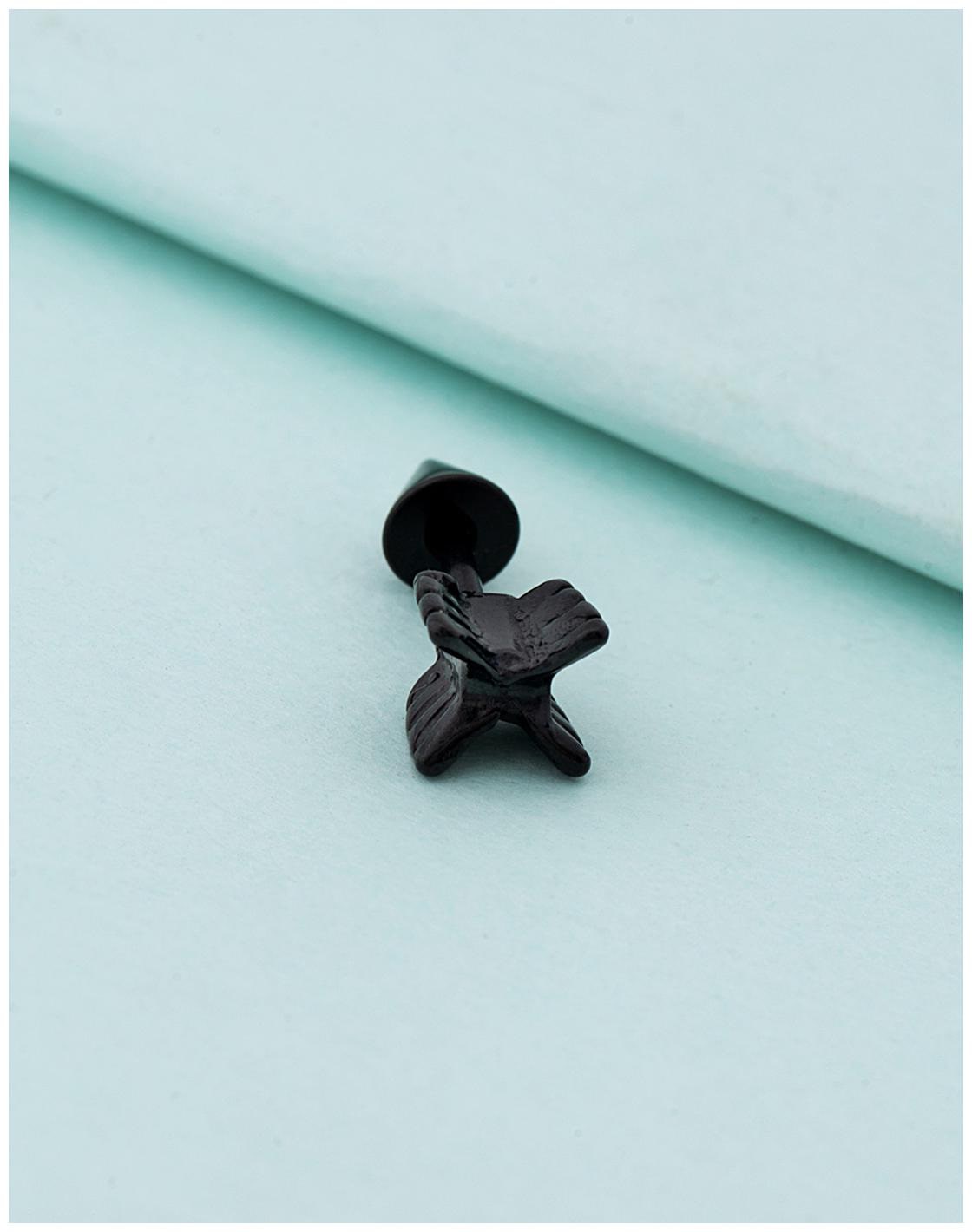 

Voylla Royal Stud Dart Earring