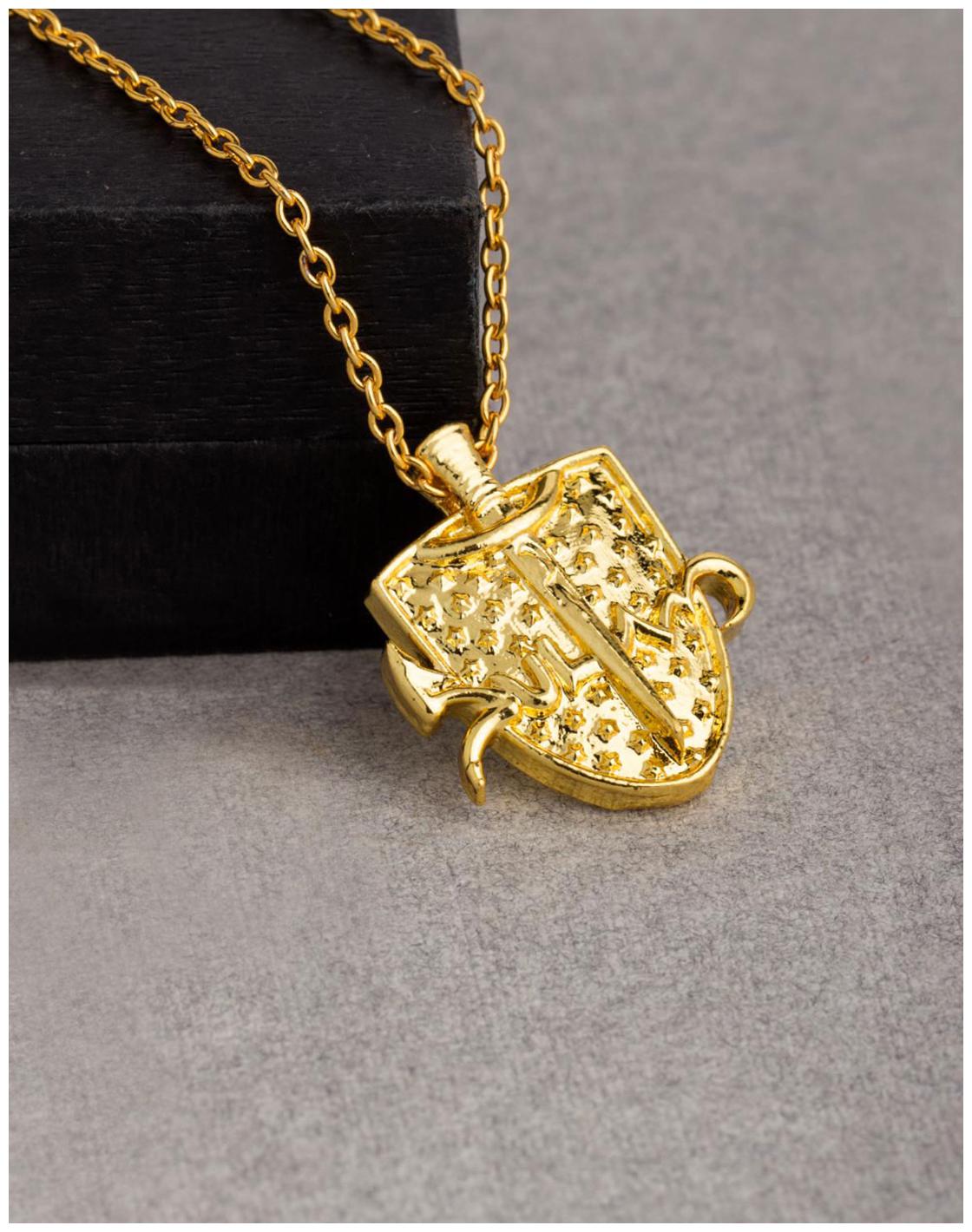 

Voylla Shield Shaped Sultan Pendant With Chain