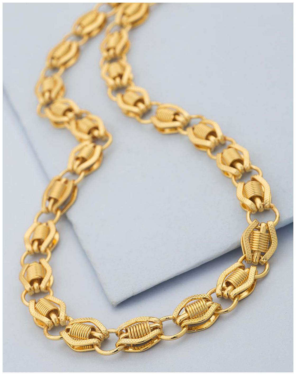 

Voylla Shiny Gold Plated Men s Chain